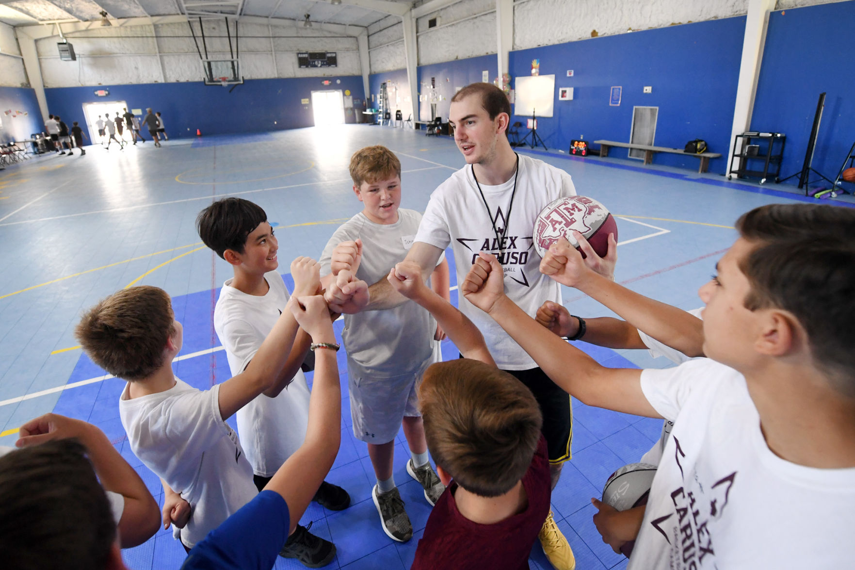 Alex Caruso basketball camp